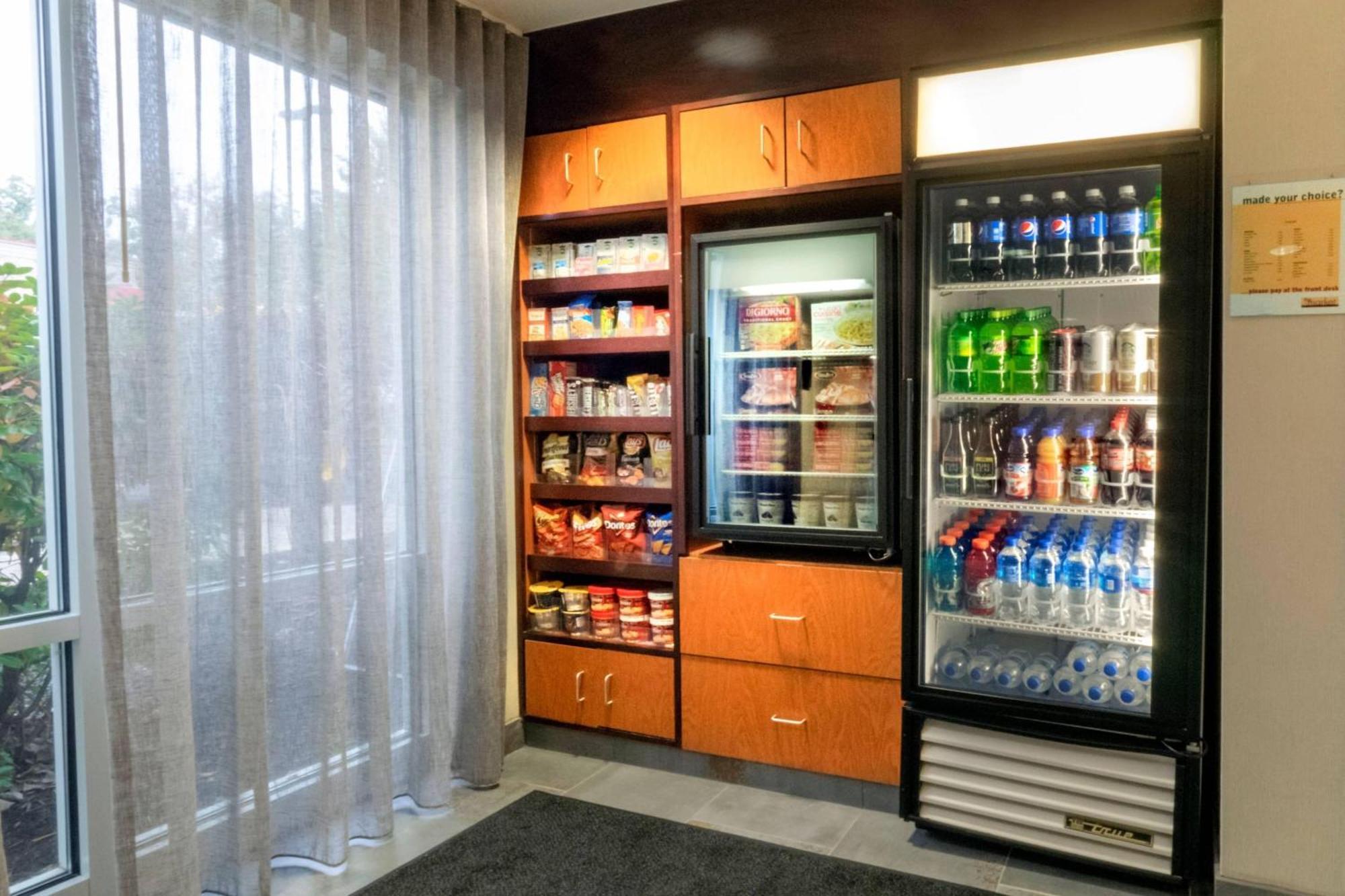 Fairfield Inn By Marriott Hazleton Bagian luar foto