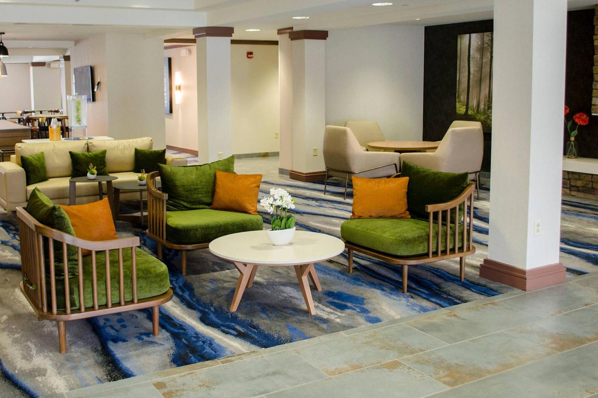Fairfield Inn By Marriott Hazleton Bagian luar foto