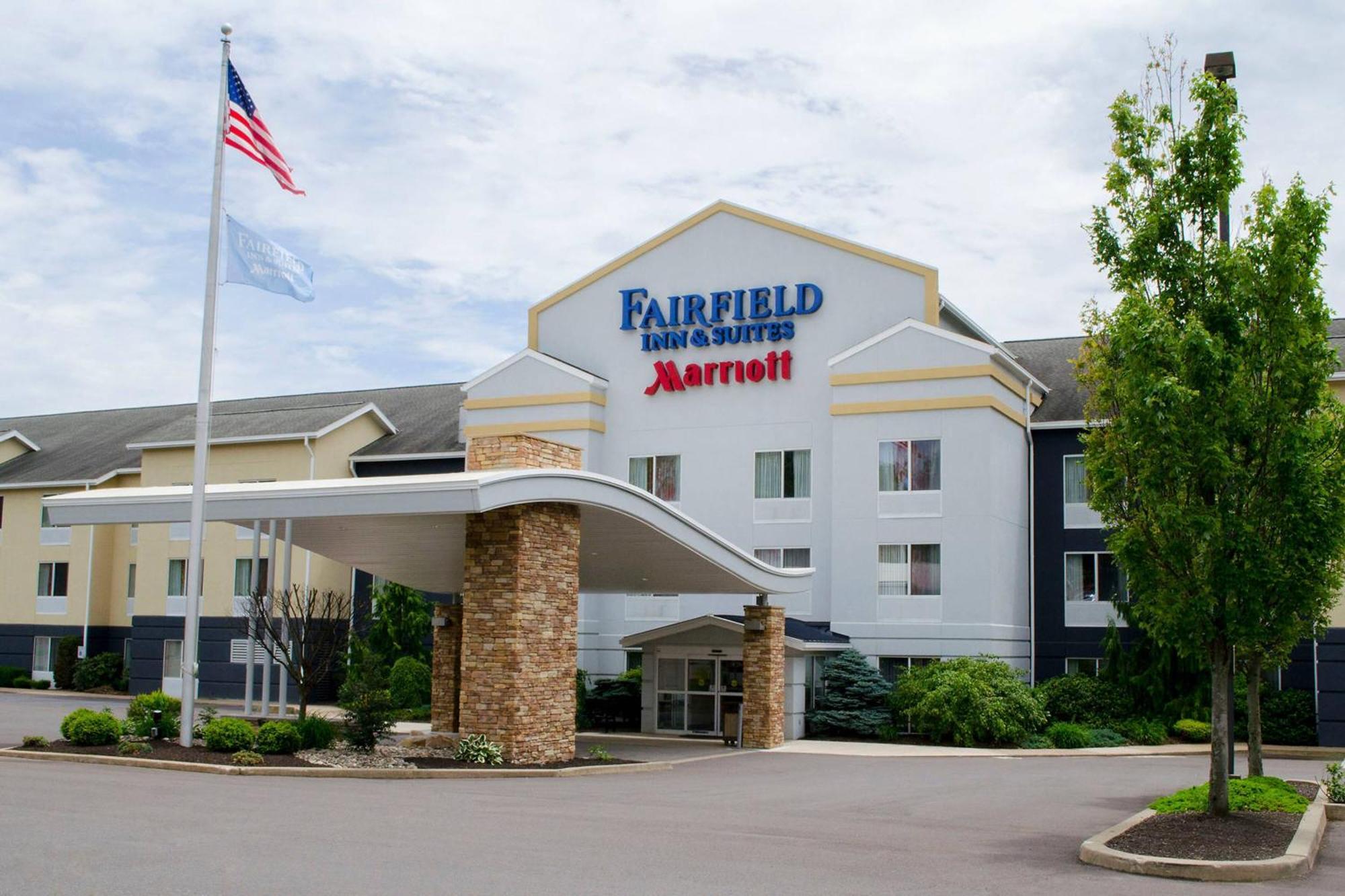 Fairfield Inn By Marriott Hazleton Bagian luar foto